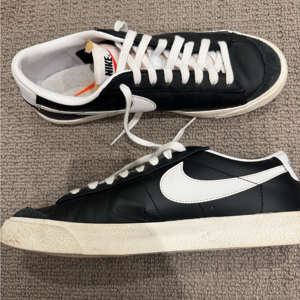 Nike Black and White Sneakers